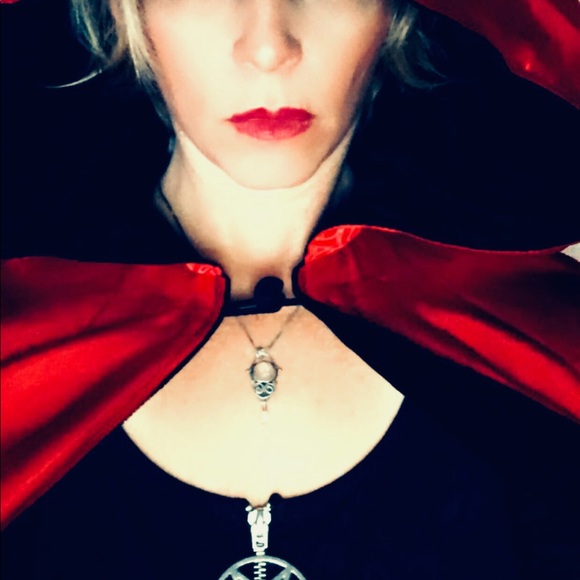 Meet your Posher, Traci - Picture 8 of 16